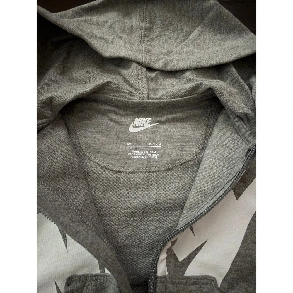 Nike Baby 3M Futura Logo Hooded Romper Dark Grey Heather 5NB954-042